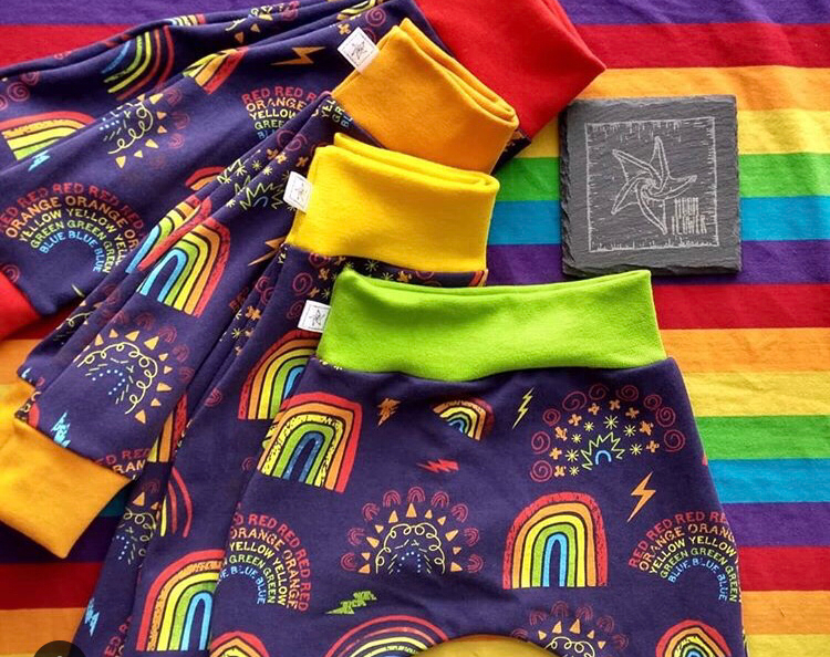 baby rainbow legging flatlay