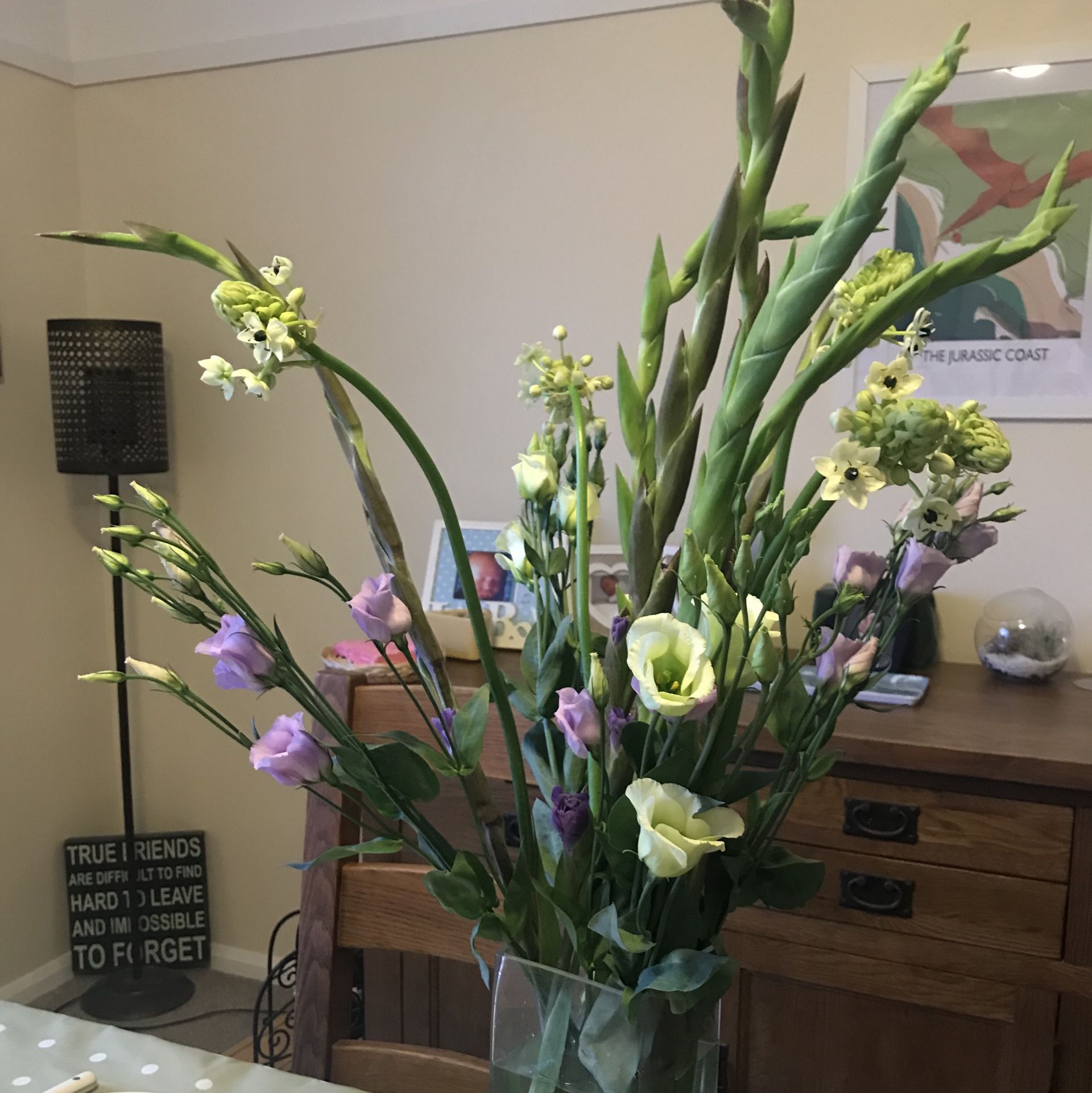 A beautiful vase of flowers 