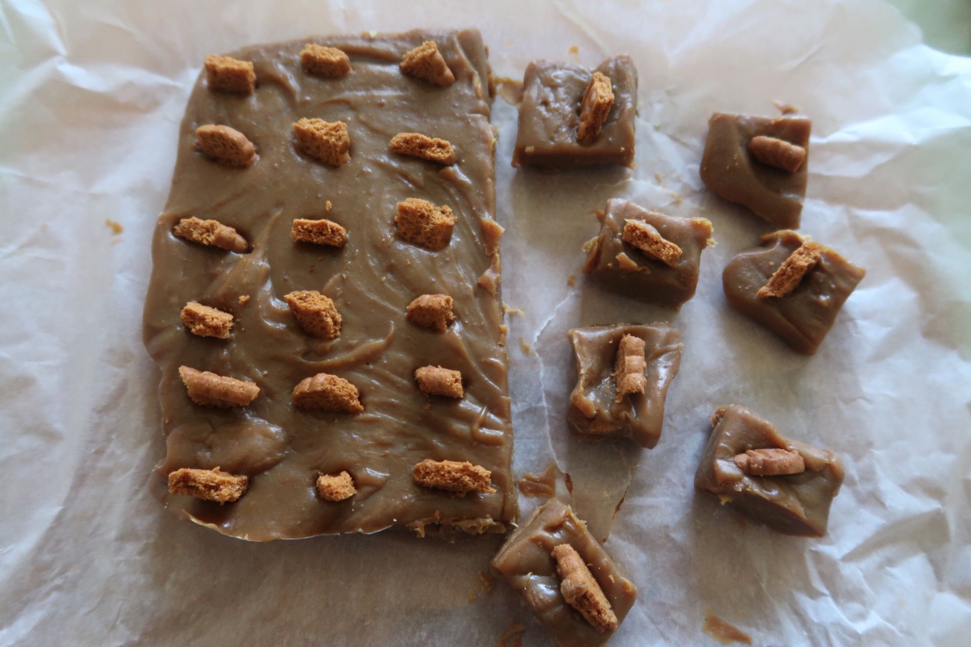 gingerbread fudge on parchment paper